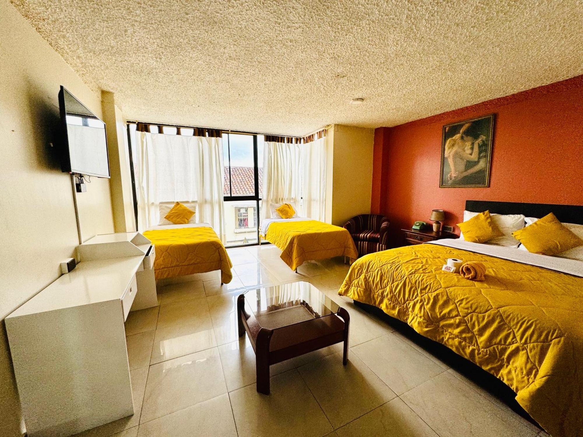 Hotel Las Americas Cuenca Bagian luar foto
