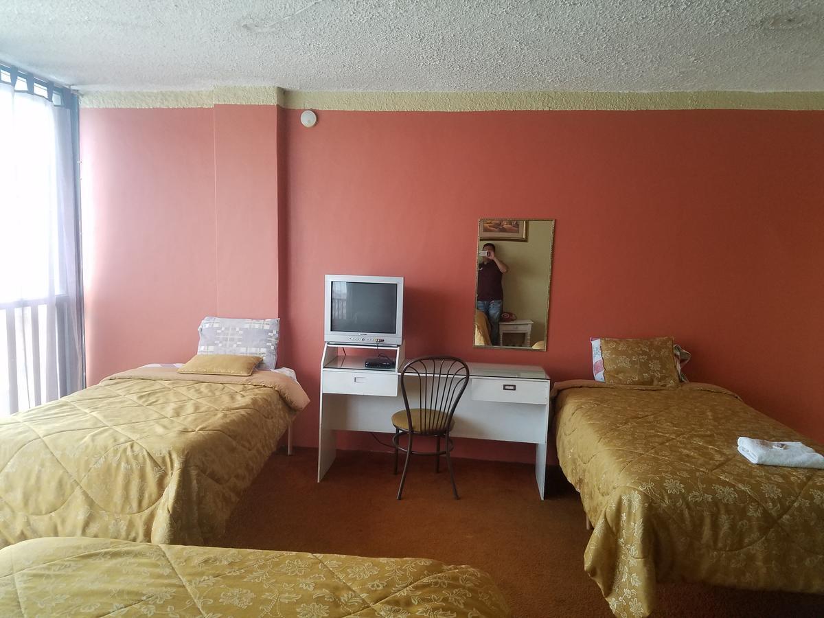 Hotel Las Americas Cuenca Bagian luar foto